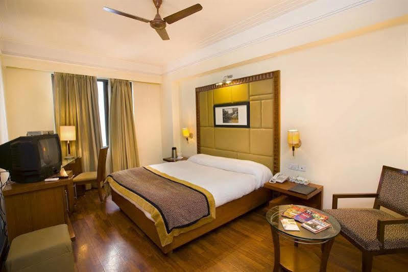 The Bmk Hotel Greater Kailash Delhi (National Capital Territory of India) Exterior photo
